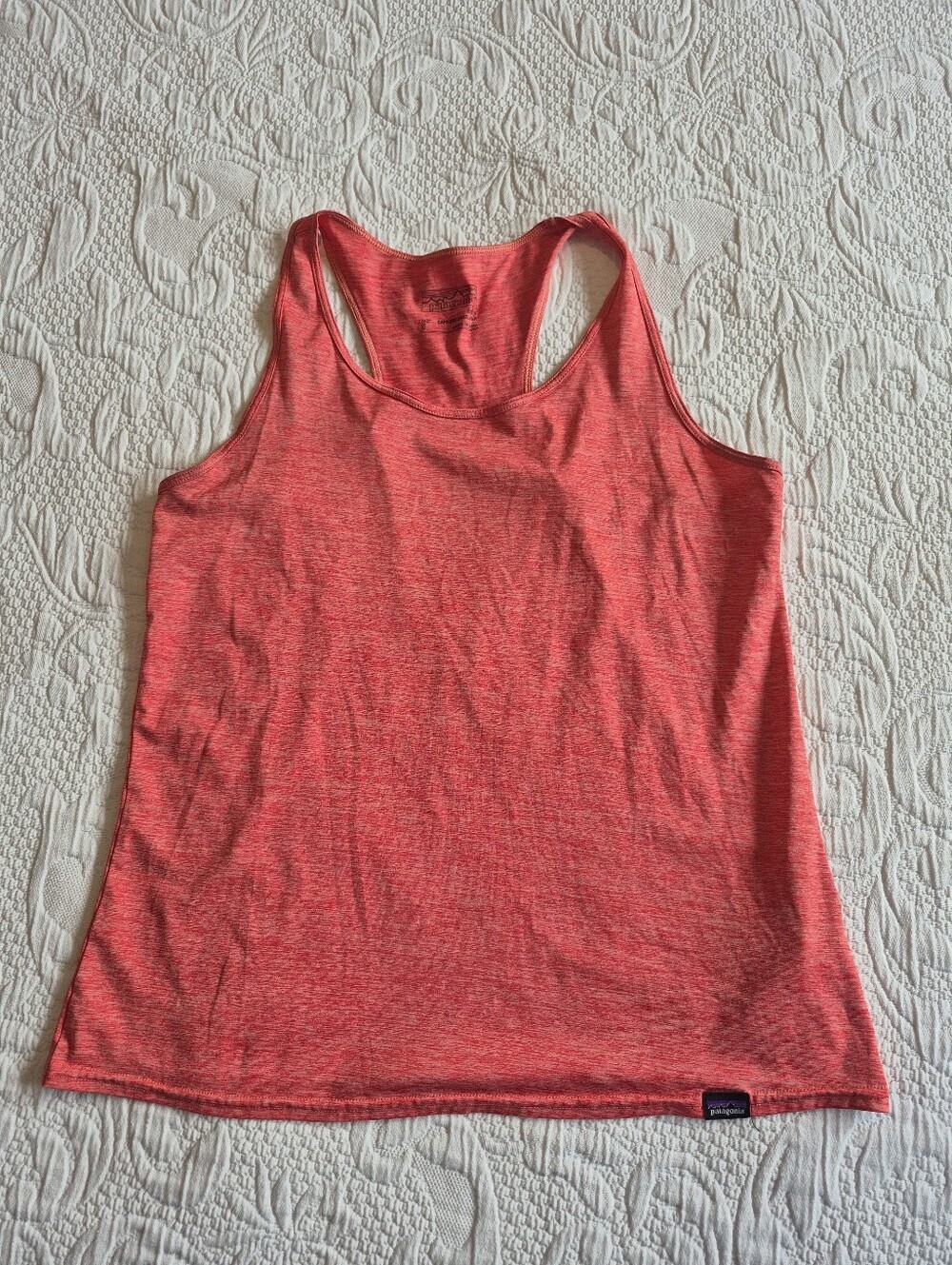 Patagpnia women's Small Capilene Baselayer tank top Coral EUC